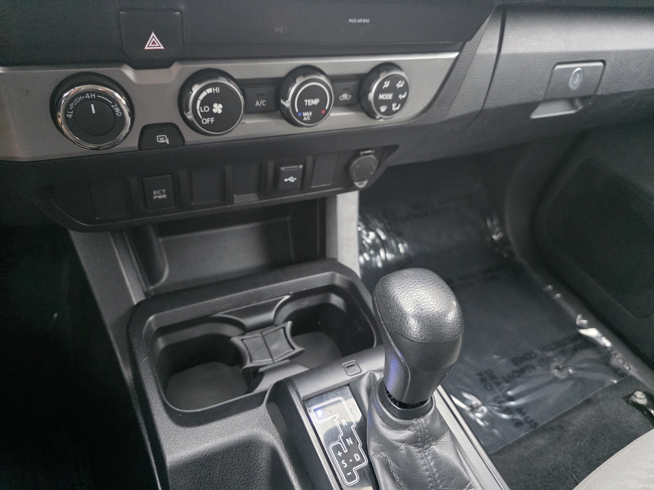 Toyota Tacoma 4WD SR Access Cab 6' Bed I4 AT (Natl) 2021