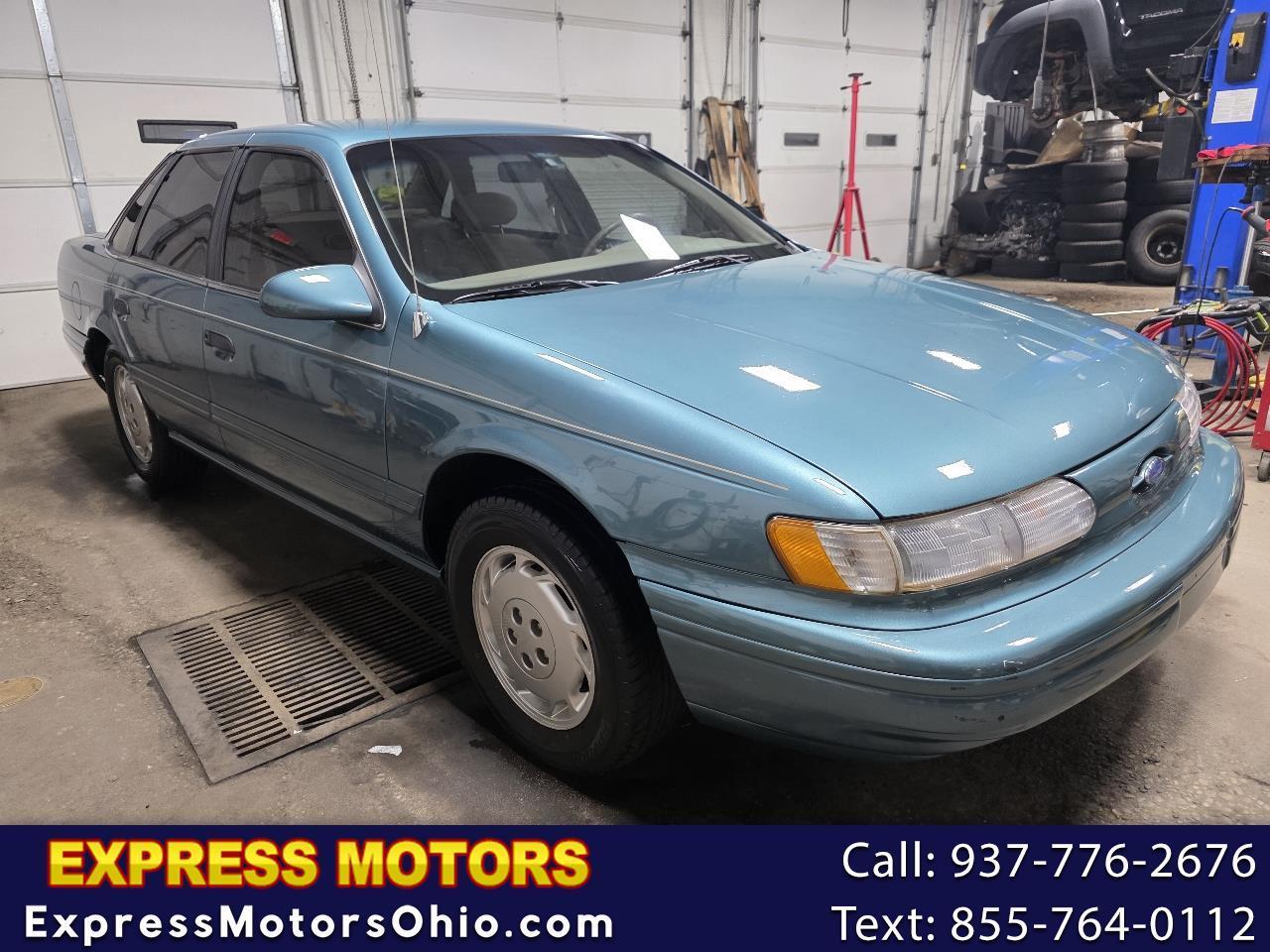 1993 Ford Taurus 4dr GL
