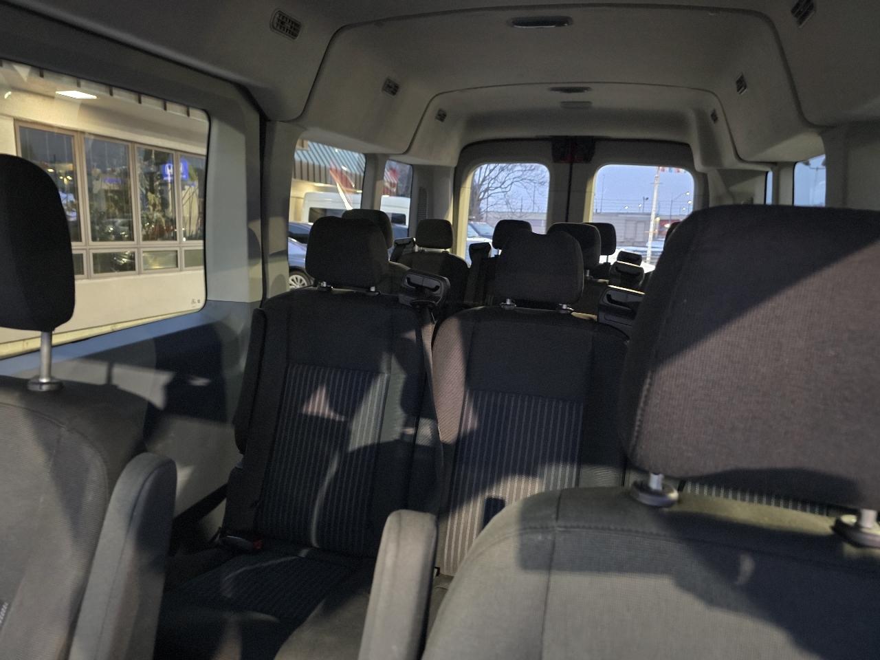 Ford Transit Wagon T-350 148" Med Roof XLT Sliding RH Dr 2017