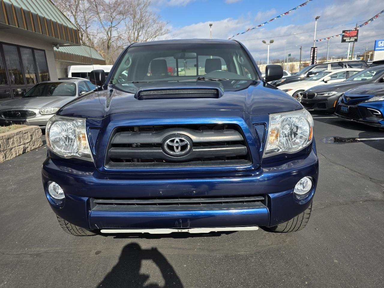 Toyota Tacoma  2005