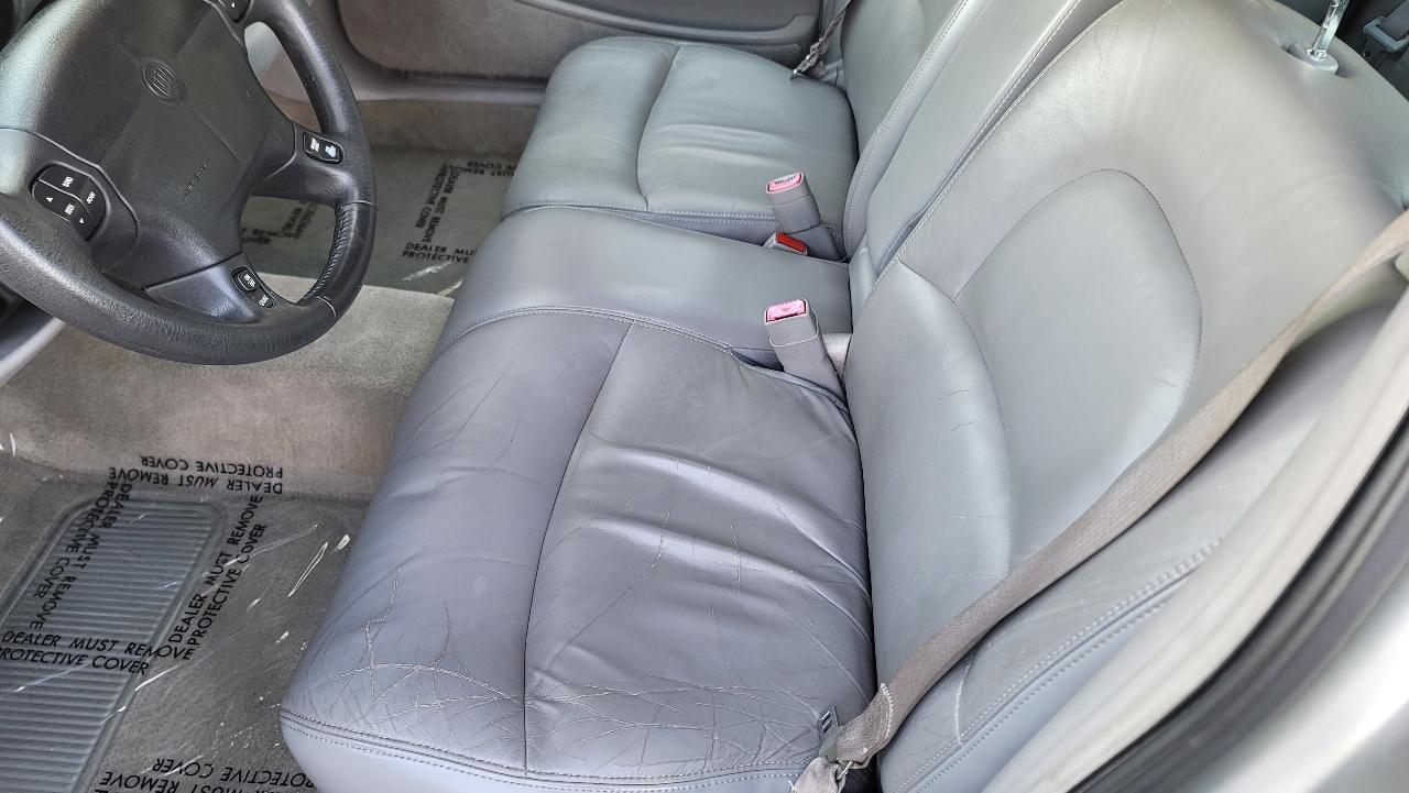 Buick LeSabre 4dr Sdn Limited 2004