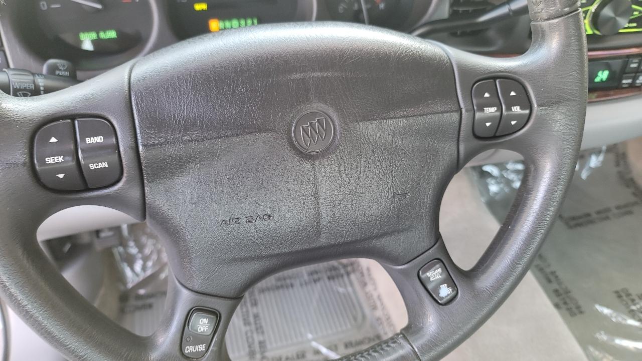 Buick LeSabre 4dr Sdn Limited 2004