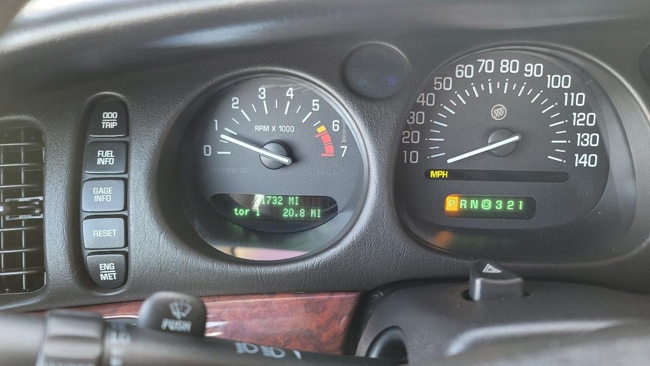 Buick LeSabre 4dr Sdn Limited 2004