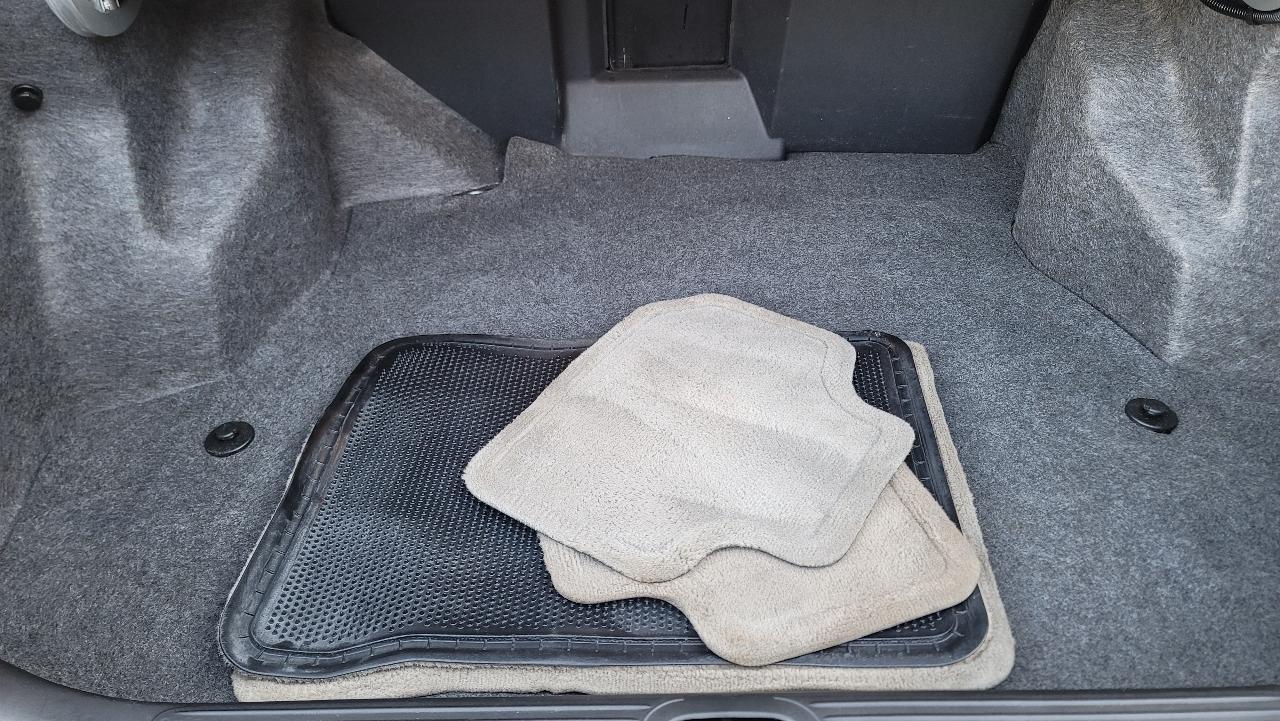 Buick LeSabre 4dr Sdn Limited 2004