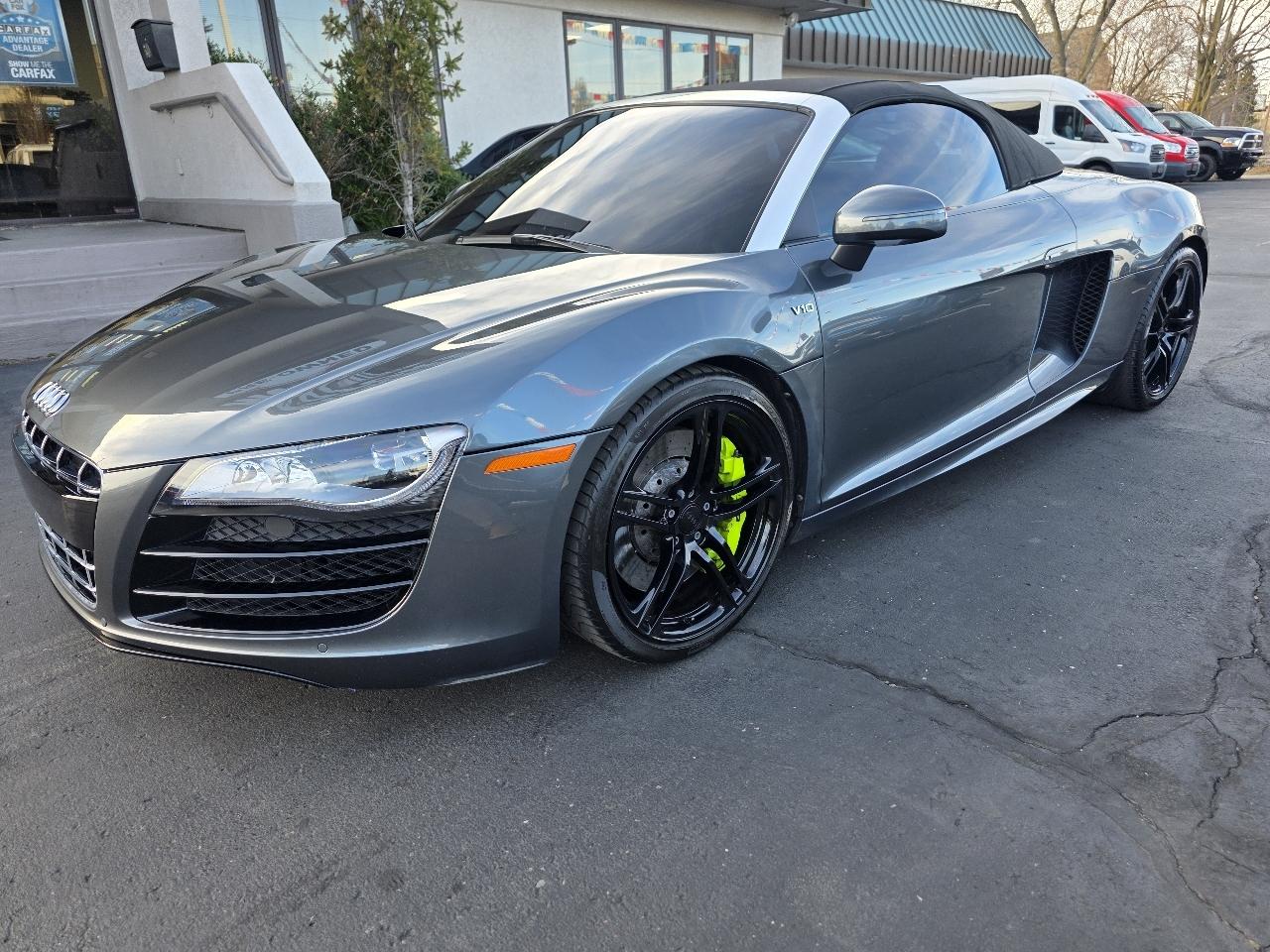 Audi R8 2dr Conv Auto quattro Spyder 5.2L 2011