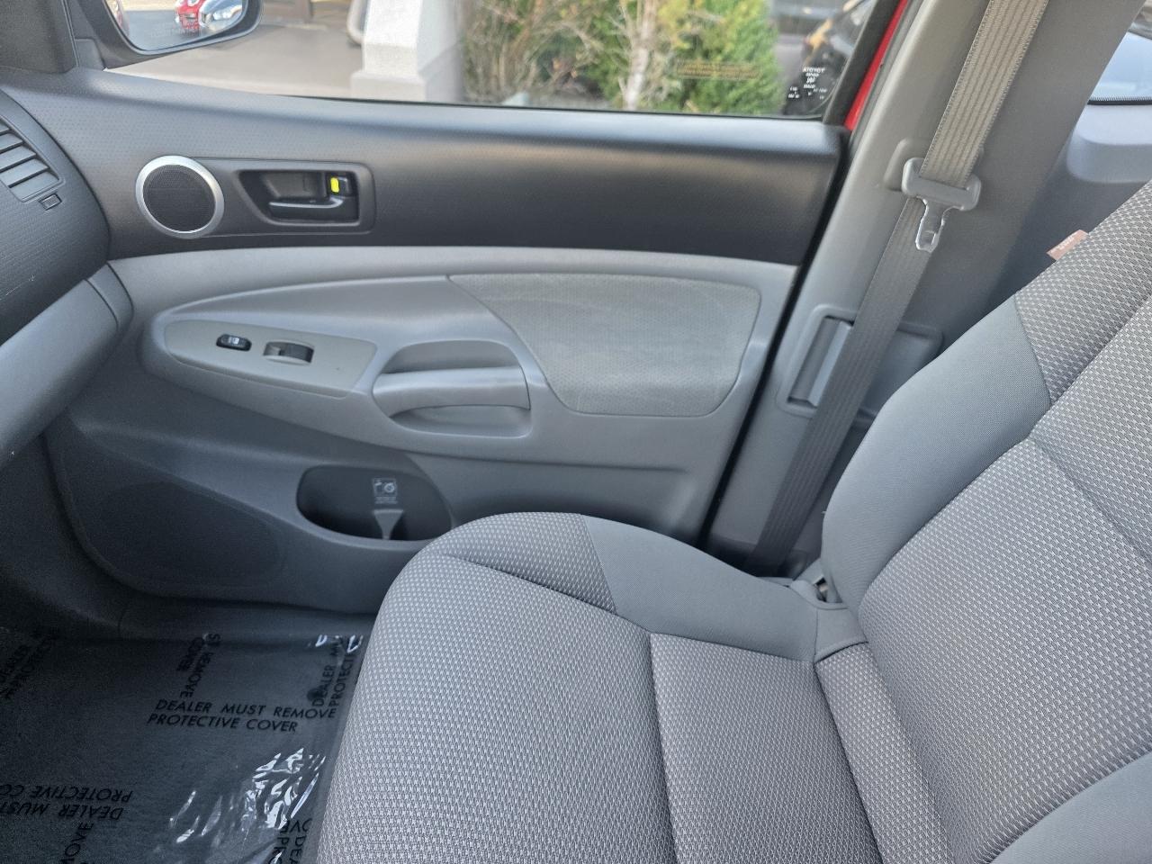 Toyota Tacoma 4WD Access V6 MT (Natl) 2009