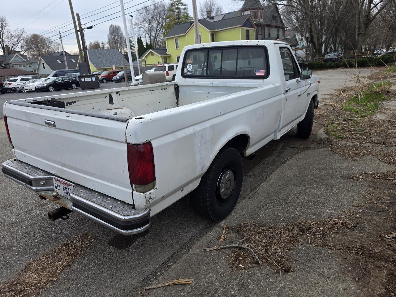 Ford F-Series Pickup 2WD F-250 Reg Cab 1982