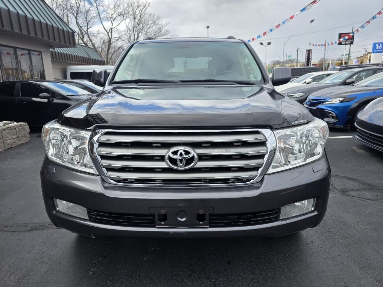Toyota Land Cruiser 4dr 4WD (Natl) 2011