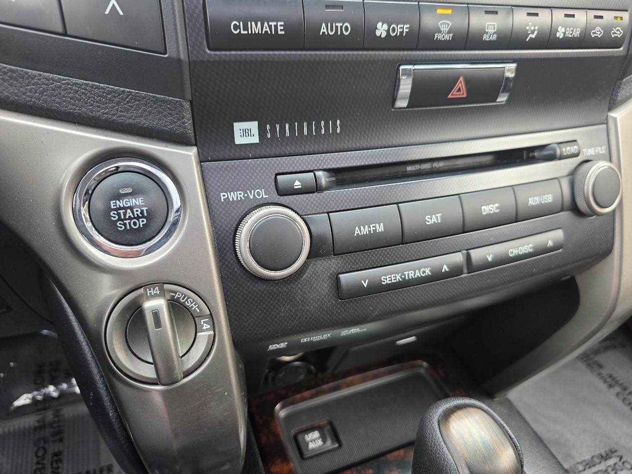 Toyota Land Cruiser 4dr 4WD (Natl) 2011