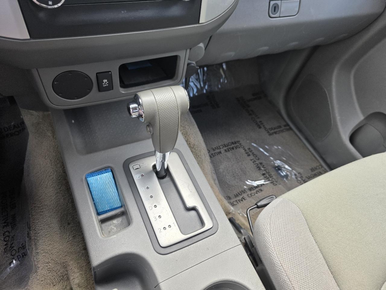 Nissan Frontier 2WD King Cab I4 Auto SV 2015