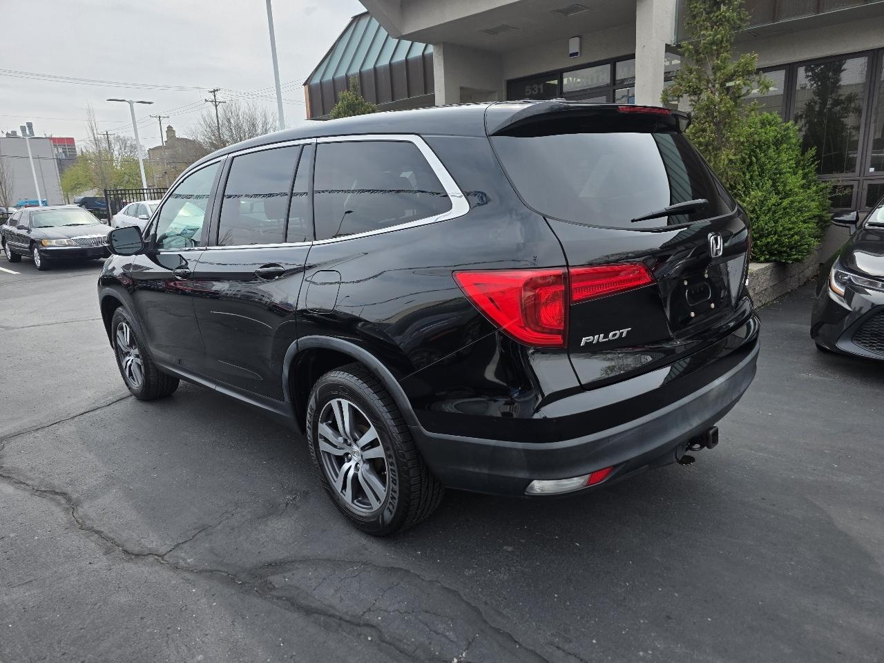 Honda Pilot AWD 4dr EX-L w/RES 2016