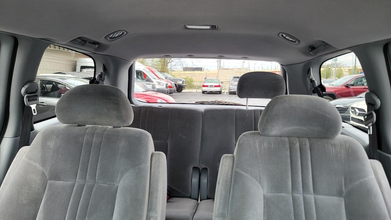 Toyota Sienna 5dr XLE (Natl) 2002