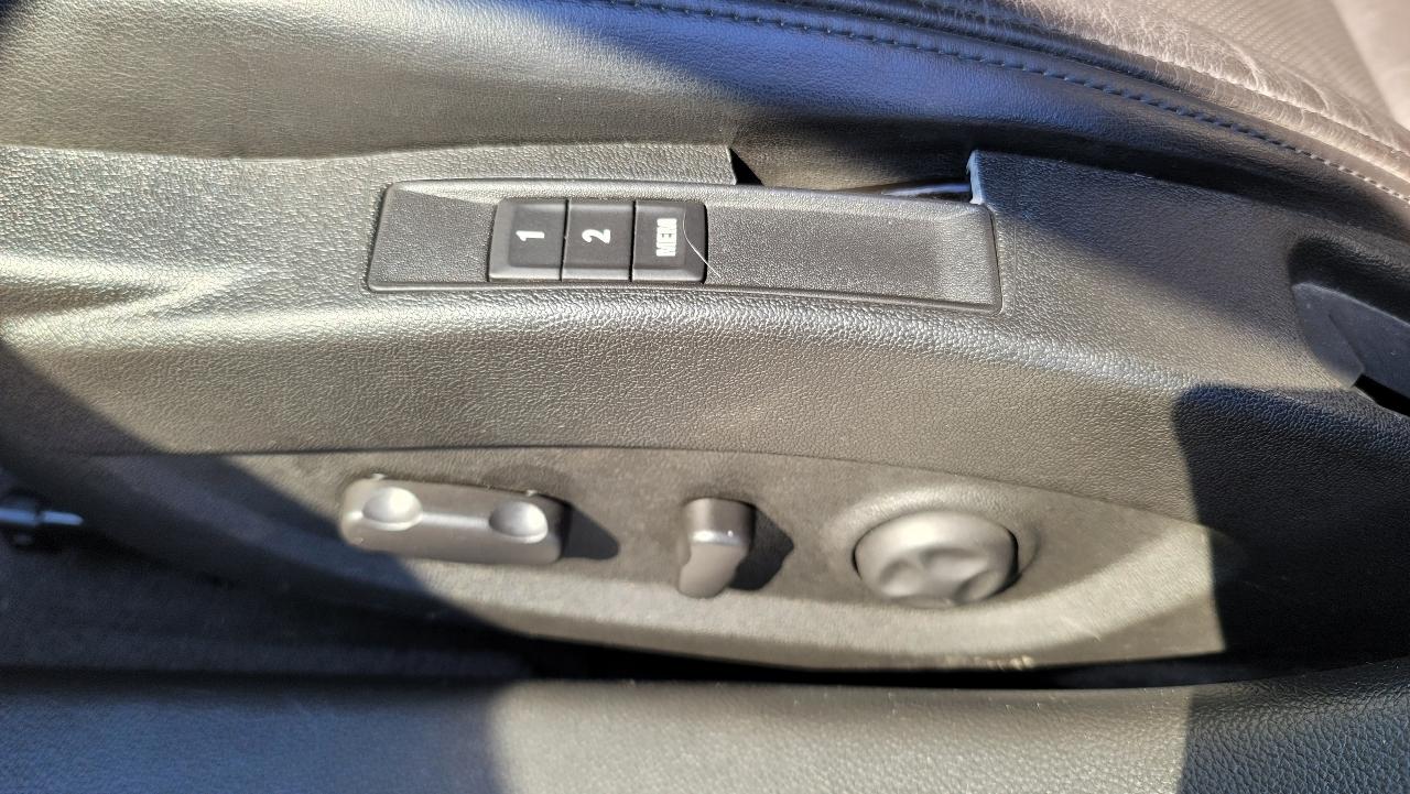 Buick LaCrosse 4dr Sdn CXS 2011