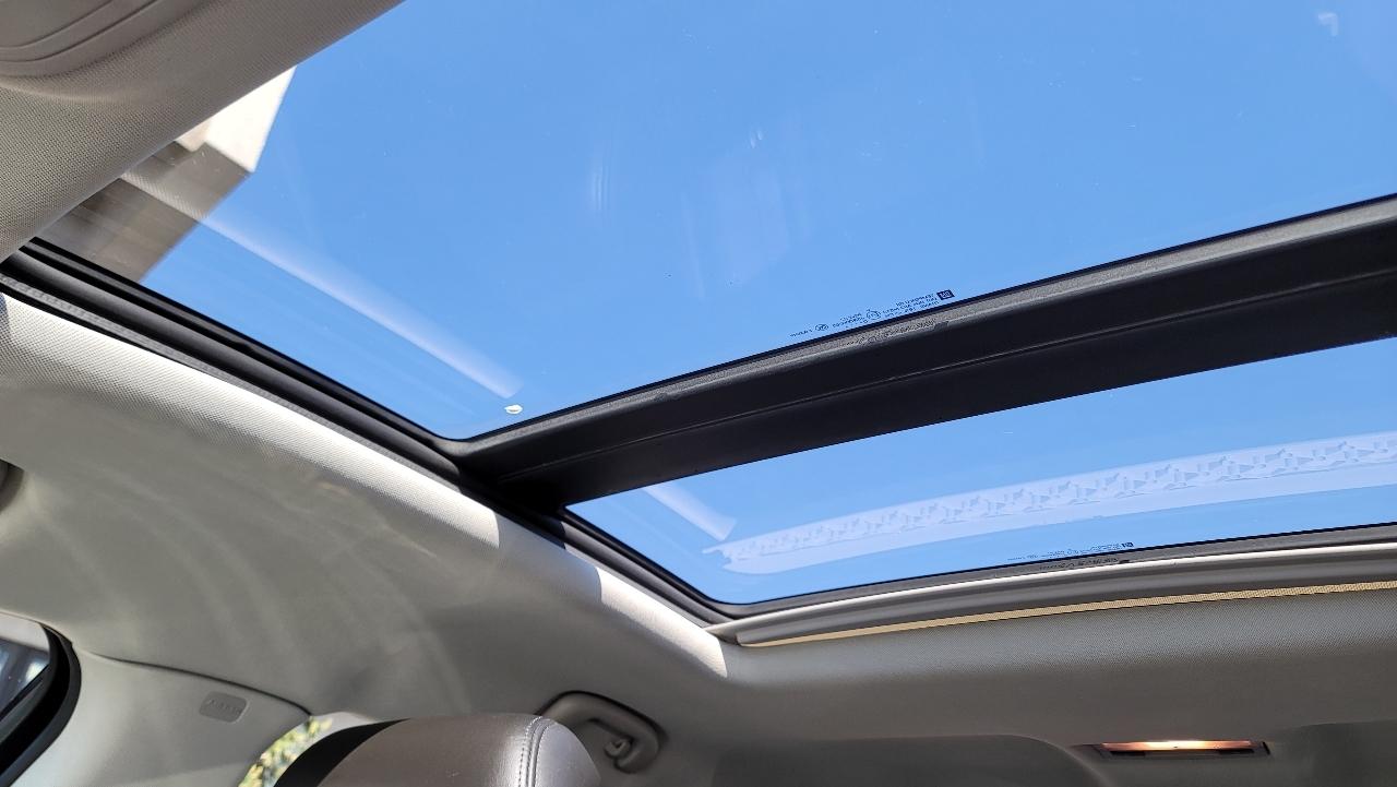 Buick LaCrosse 4dr Sdn CXS 2011