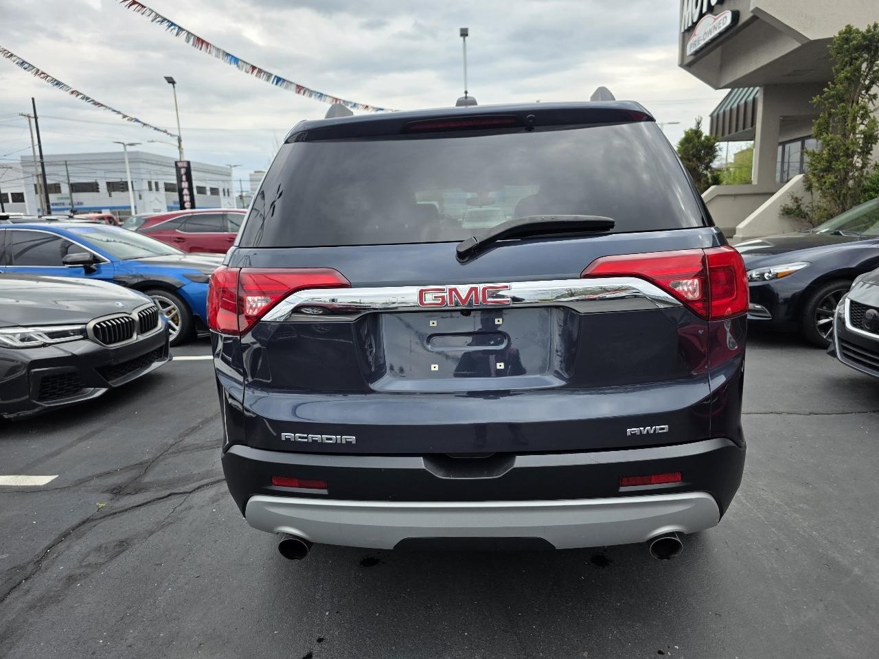 GMC Acadia AWD 4dr SLE w/SLE-2 2018