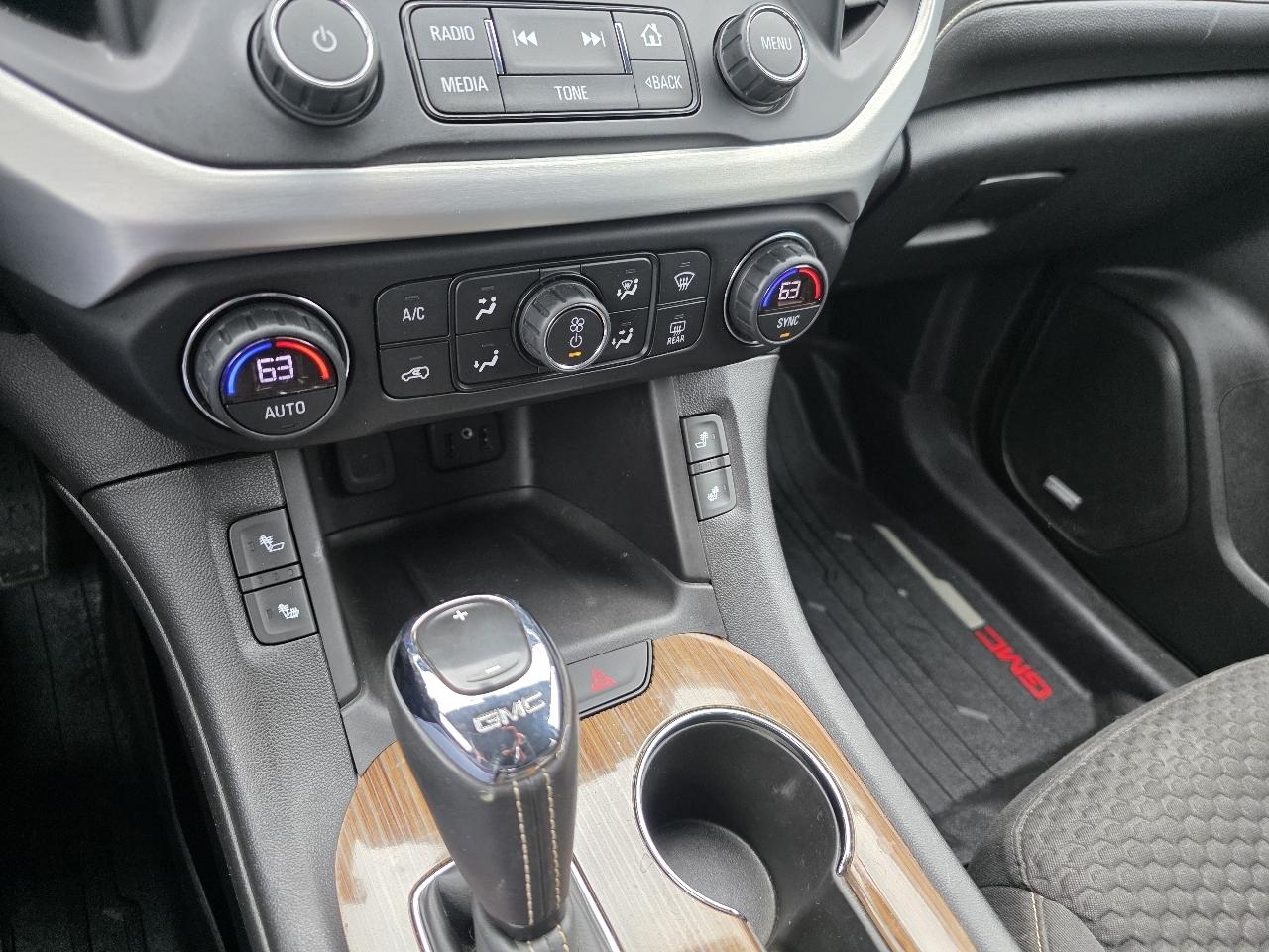 GMC Acadia AWD 4dr SLE w/SLE-2 2018