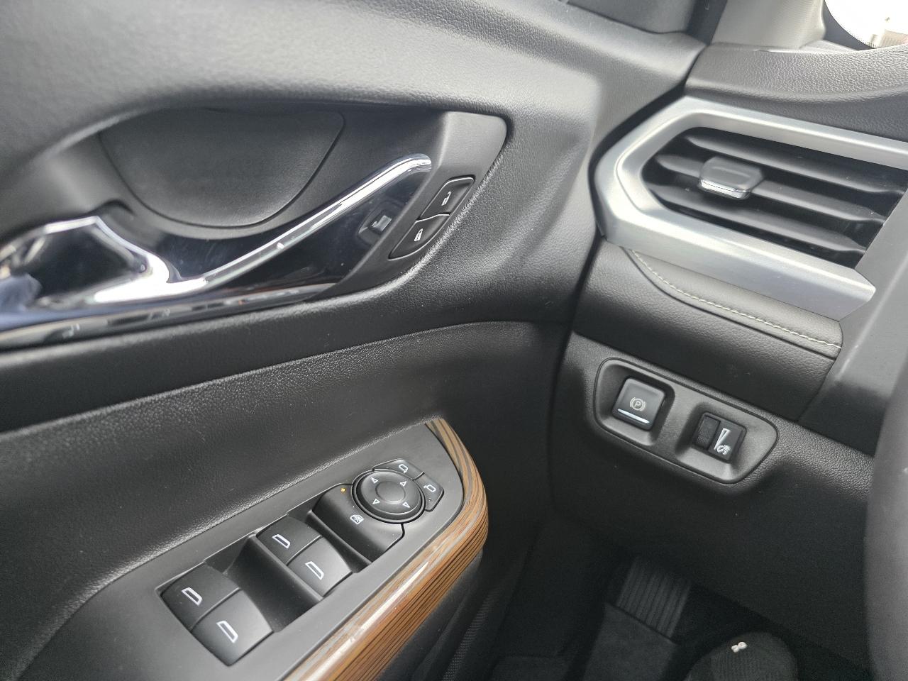 GMC Acadia AWD 4dr SLE w/SLE-2 2018