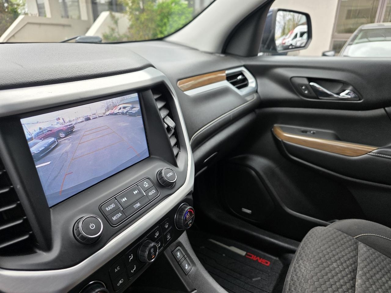 GMC Acadia AWD 4dr SLE w/SLE-2 2018