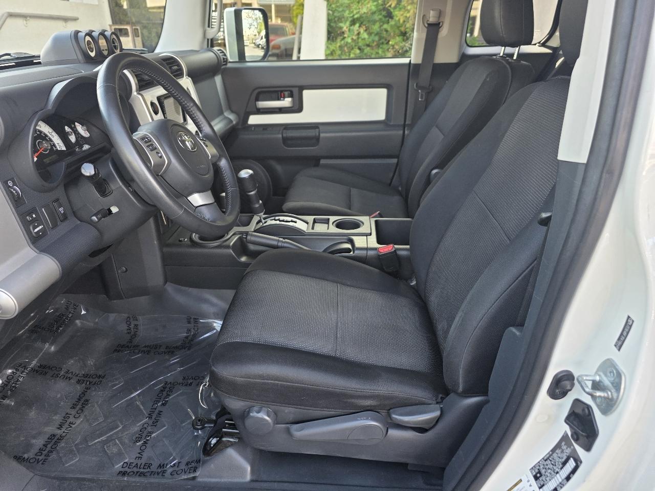 Toyota FJ Cruiser 4WD 4dr Auto (Natl) 2014