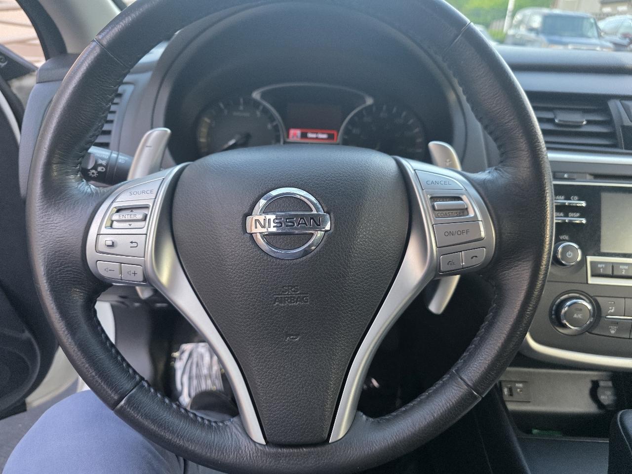 Nissan Altima 4dr Sdn I4 2.5 SR 2016