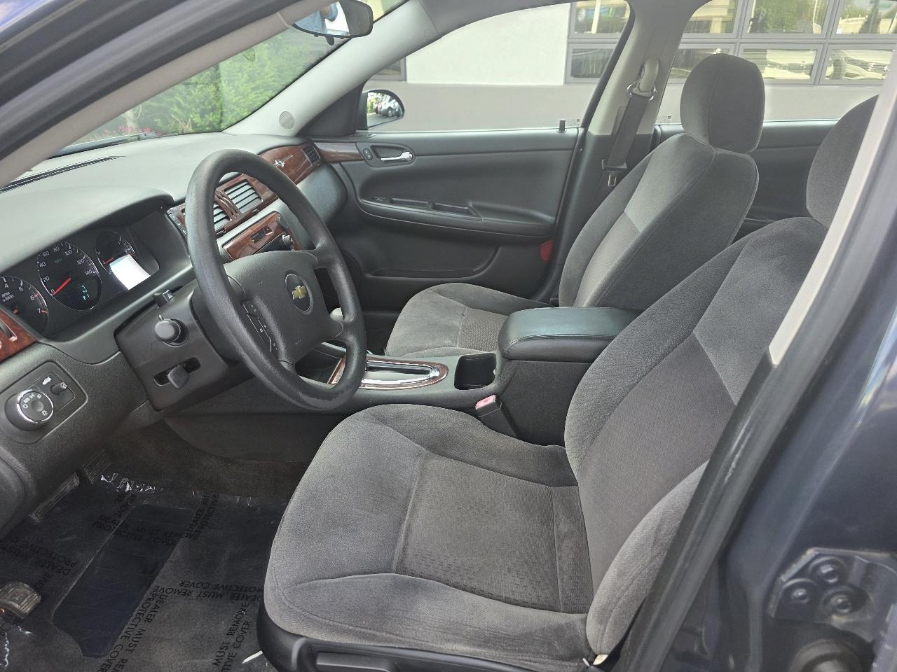 Chevrolet Impala 4dr Sdn 3.5L LT 2008