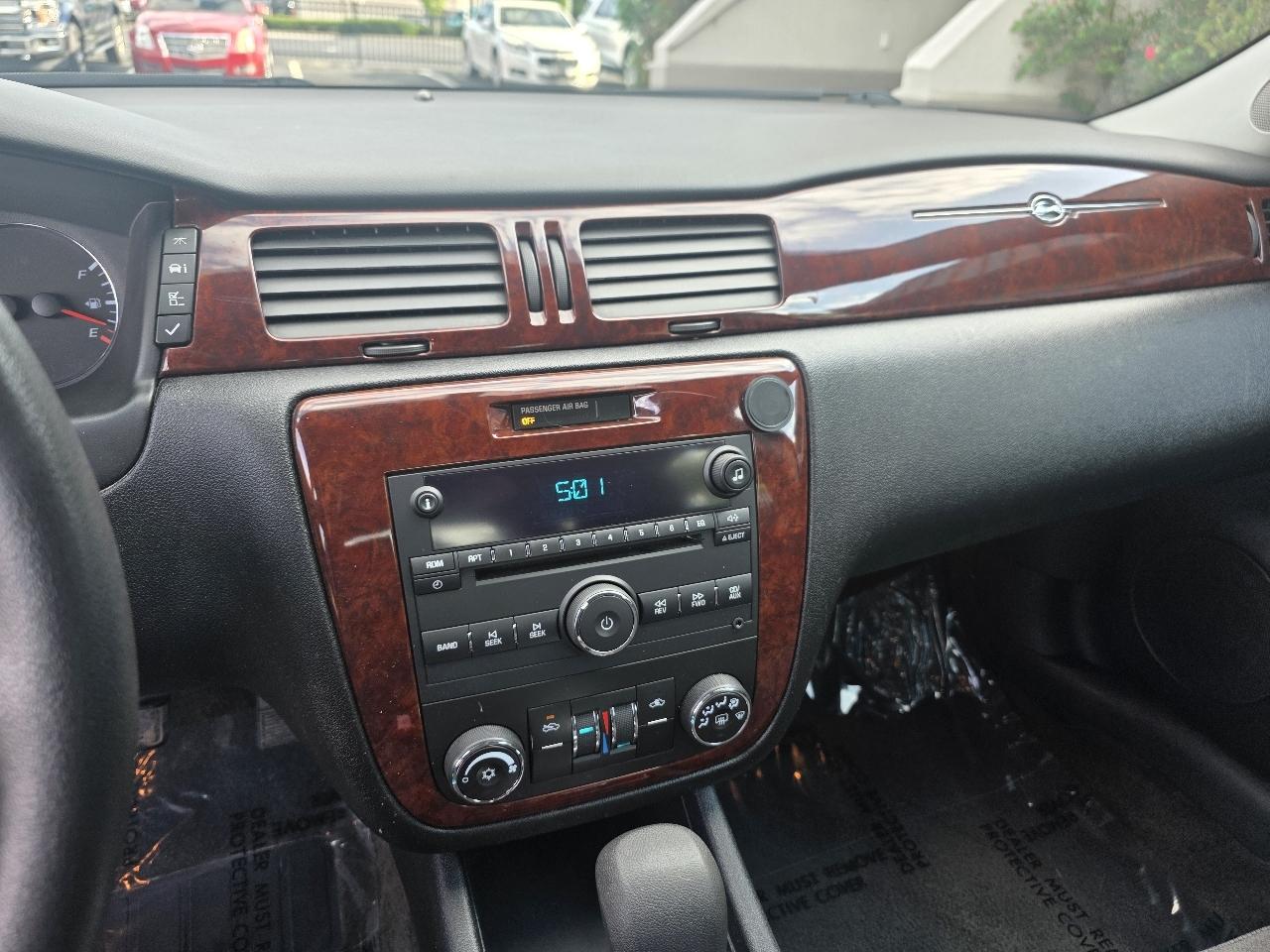 Chevrolet Impala 4dr Sdn 3.5L LT 2008