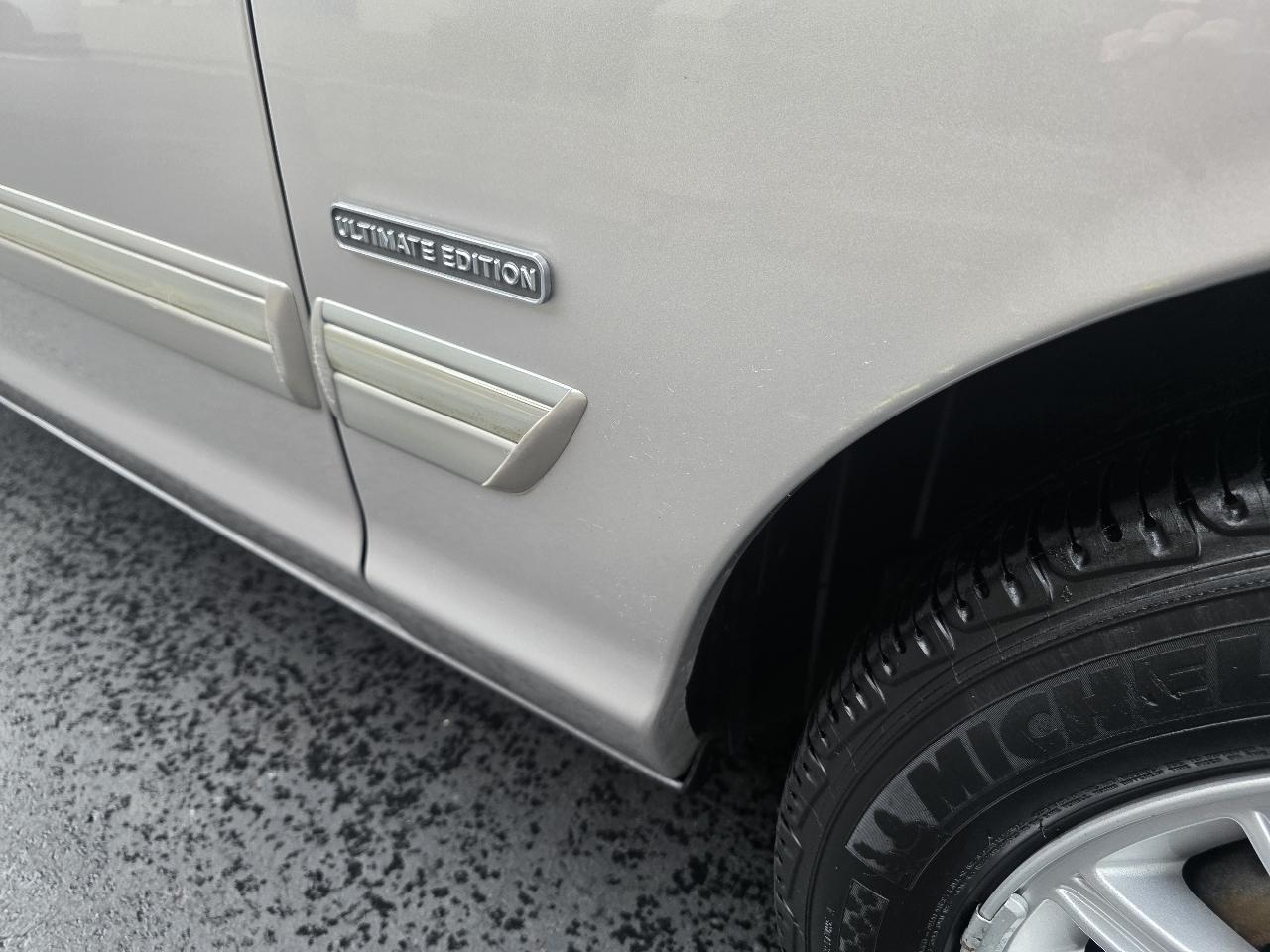 Mercury Grand Marquis 4dr Sdn LS Ultimate 2010