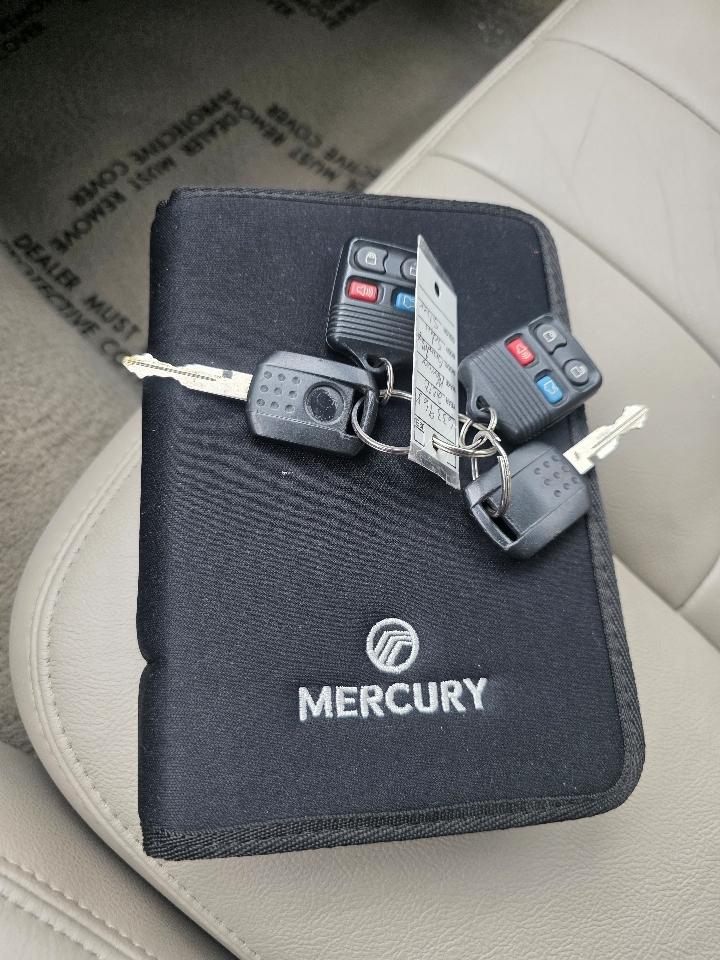 Mercury Grand Marquis 4dr Sdn LS Ultimate 2010