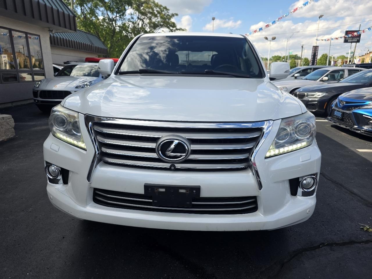 Lexus LX 570 4WD 4dr 2013