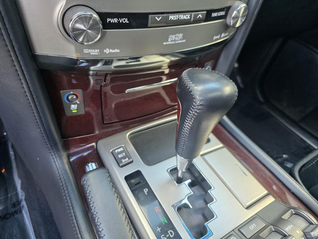 Lexus LX 570 4WD 4dr 2013