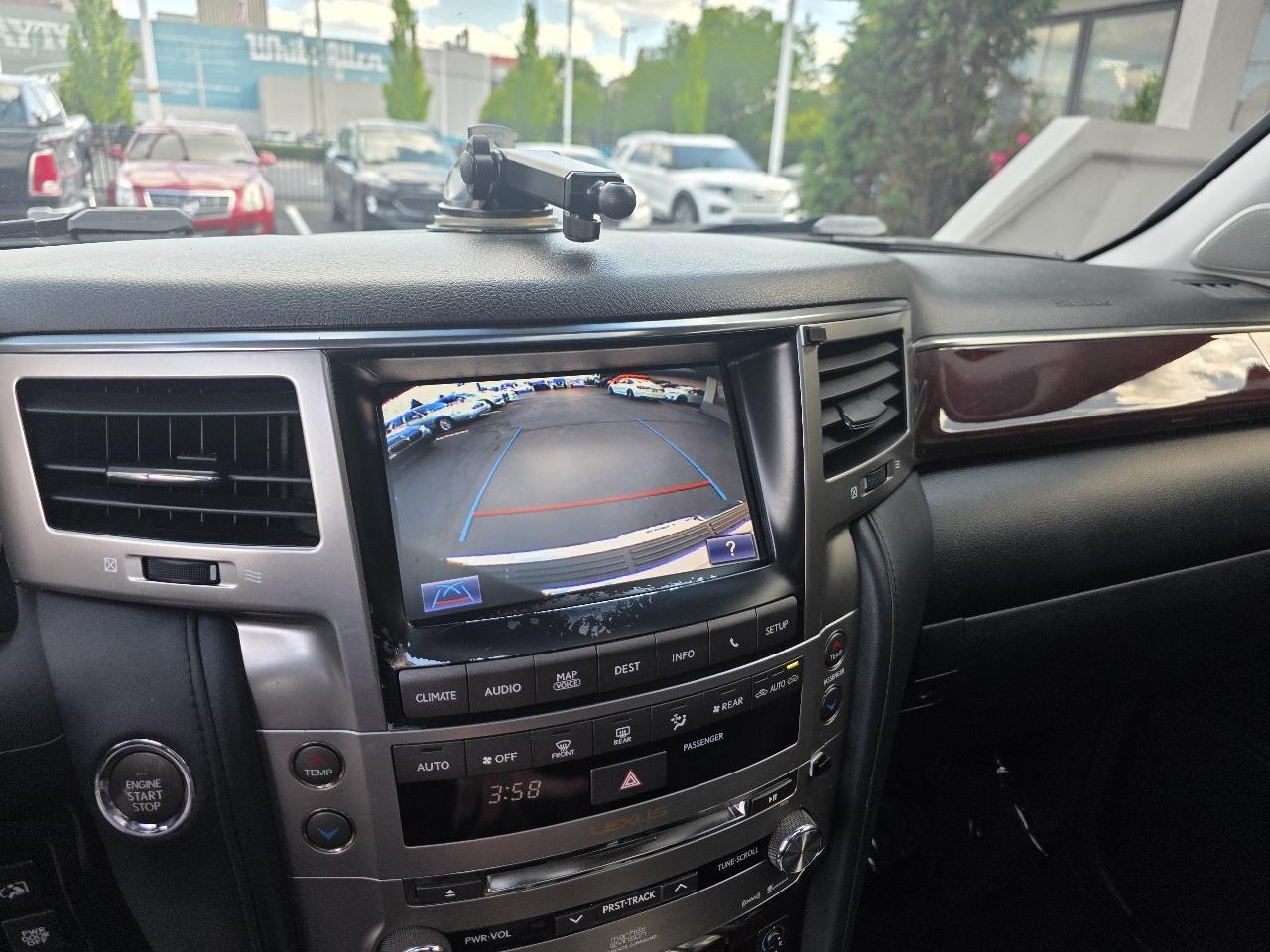 Lexus LX 570 4WD 4dr 2013