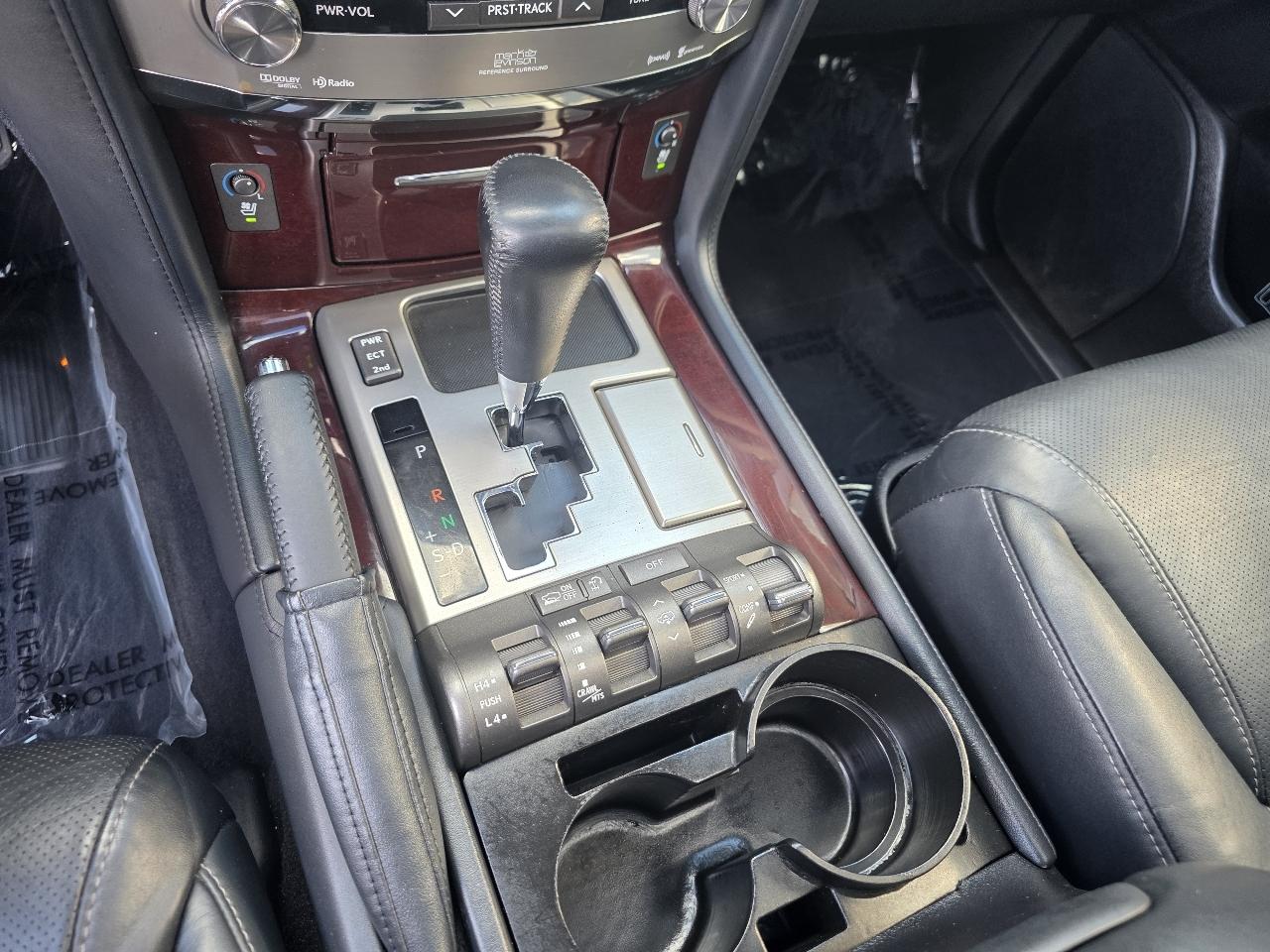 Lexus LX 570 4WD 4dr 2013