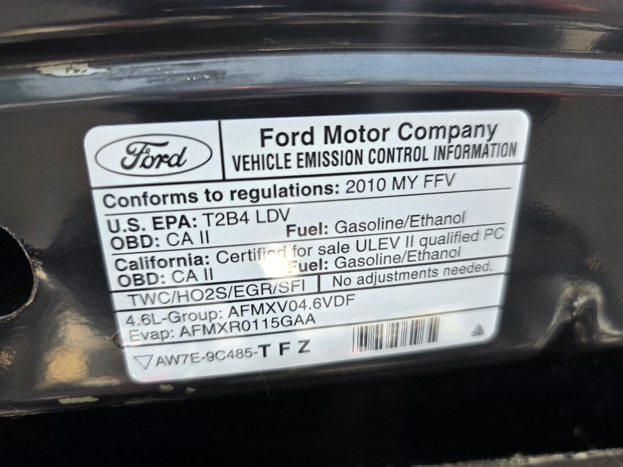 Mercury Grand Marquis 4dr Sdn LS Ultimate 2010