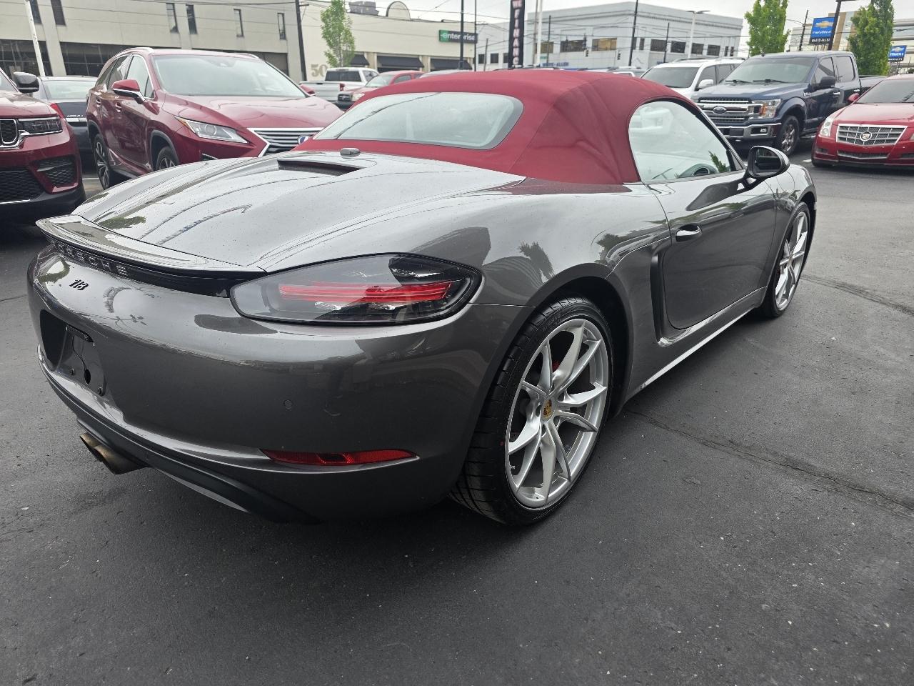 Porsche 718 Boxster S Roadster 2017