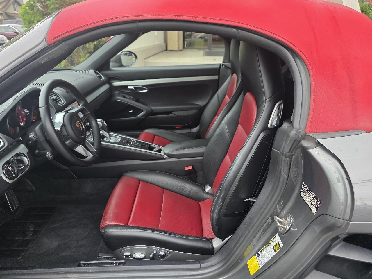 Porsche 718 Boxster S Roadster 2017