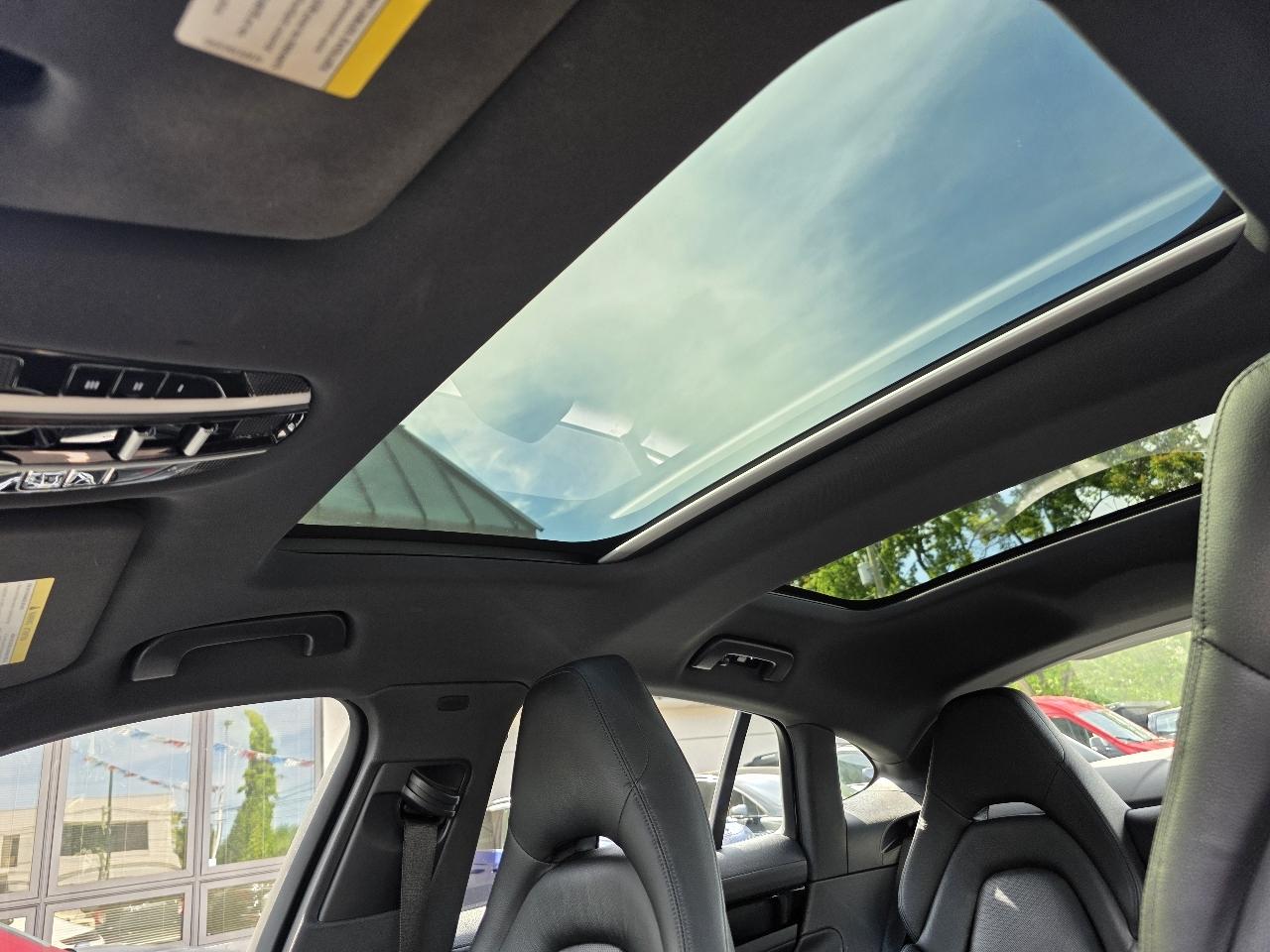 Porsche Panamera 4 E-Hybrid AWD 2019