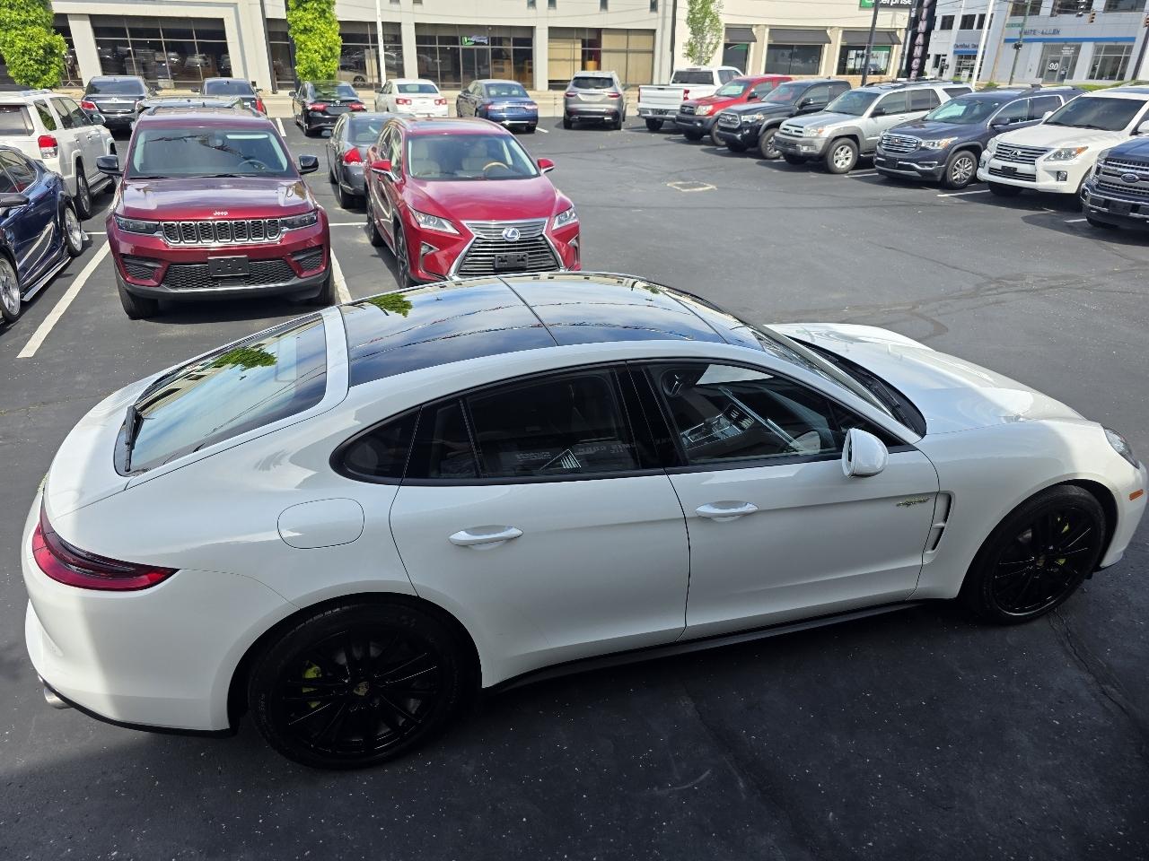 Porsche Panamera 4 E-Hybrid AWD 2019