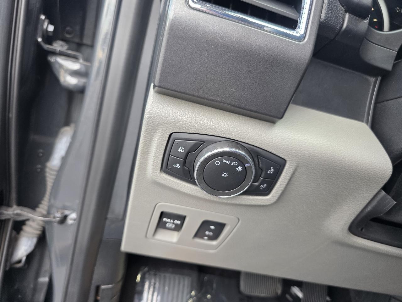 Ford F-150 XLT 4WD SuperCrew 5.5' Box 2017
