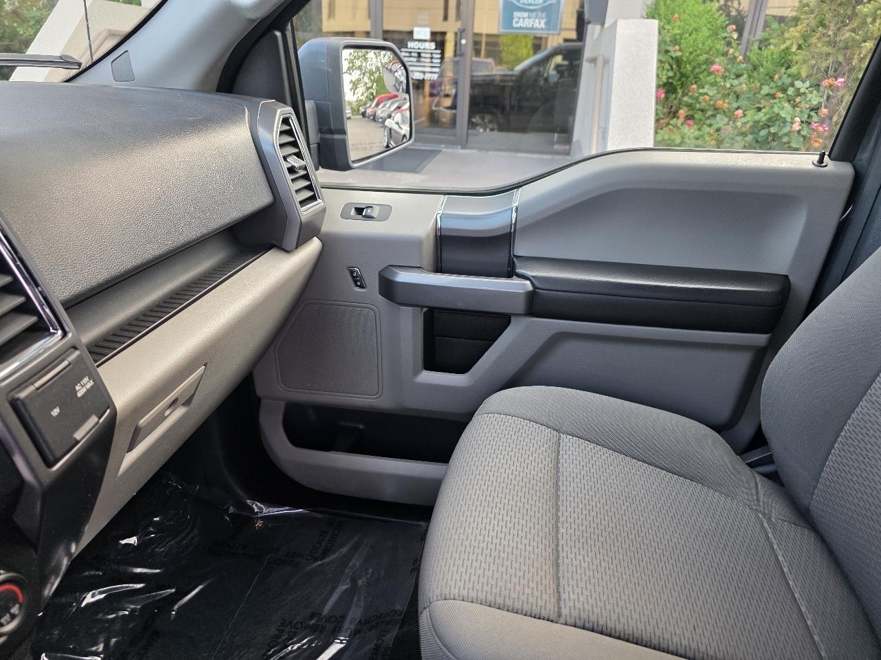 Ford F-150 XLT 4WD SuperCrew 5.5' Box 2017
