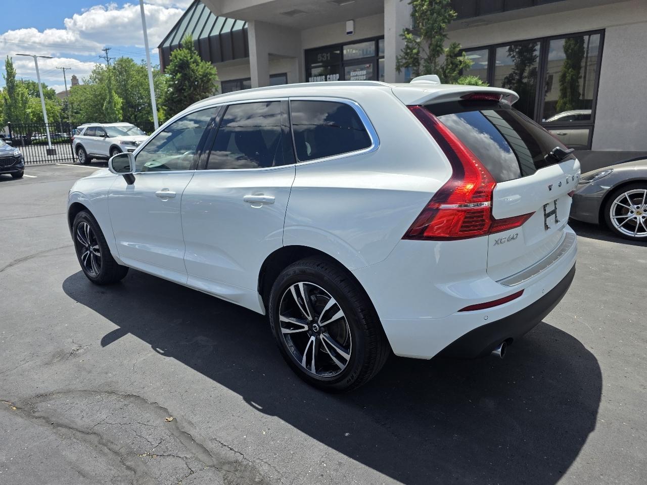 Volvo XC60 T5 AWD Momentum 2021
