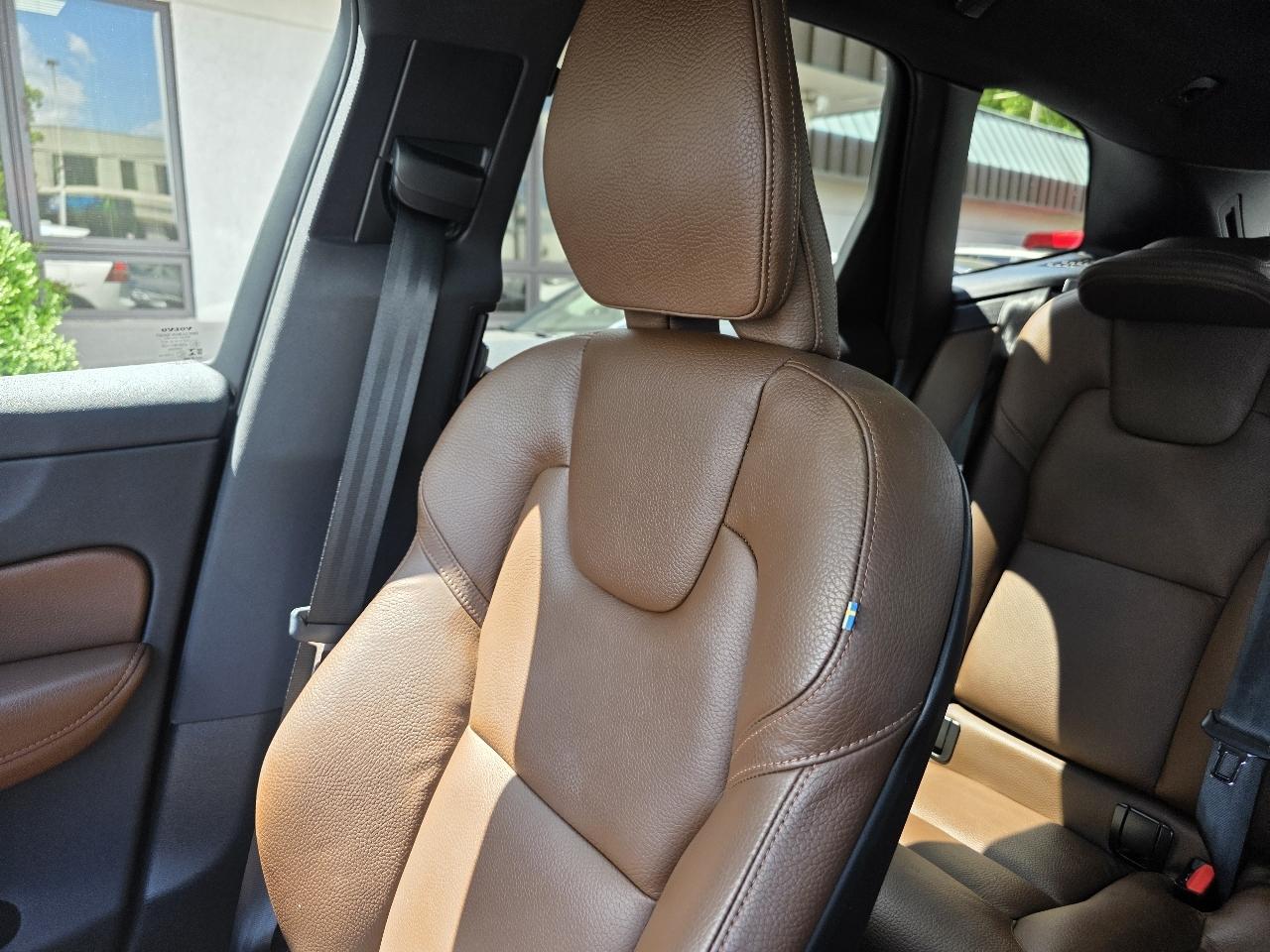 Volvo XC60 T5 AWD Momentum 2021