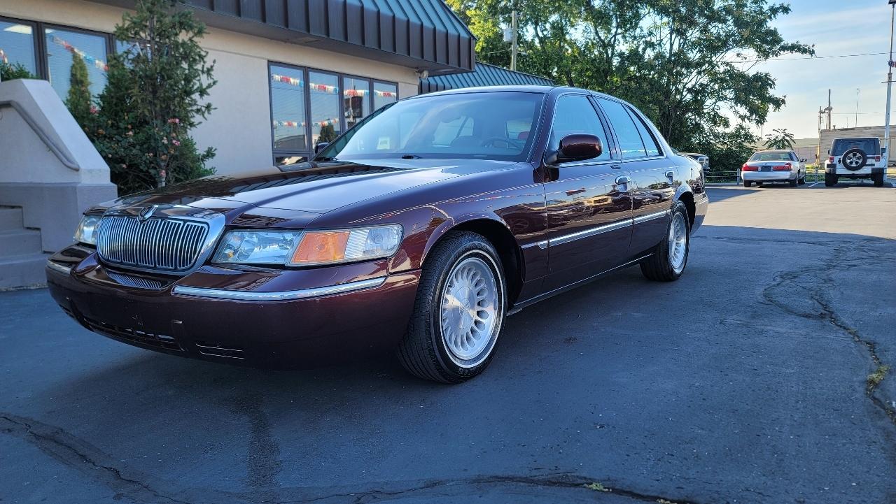 Mercury Grand Marquis 4dr Sdn LS 2001