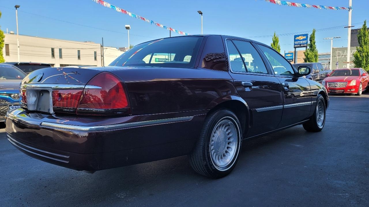 Mercury Grand Marquis 4dr Sdn LS 2001