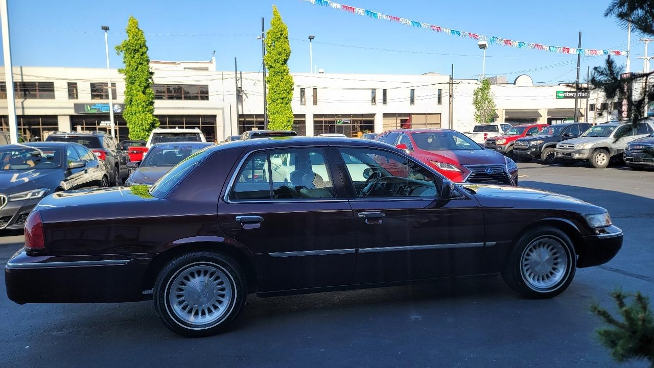 Mercury Grand Marquis 4dr Sdn LS 2001