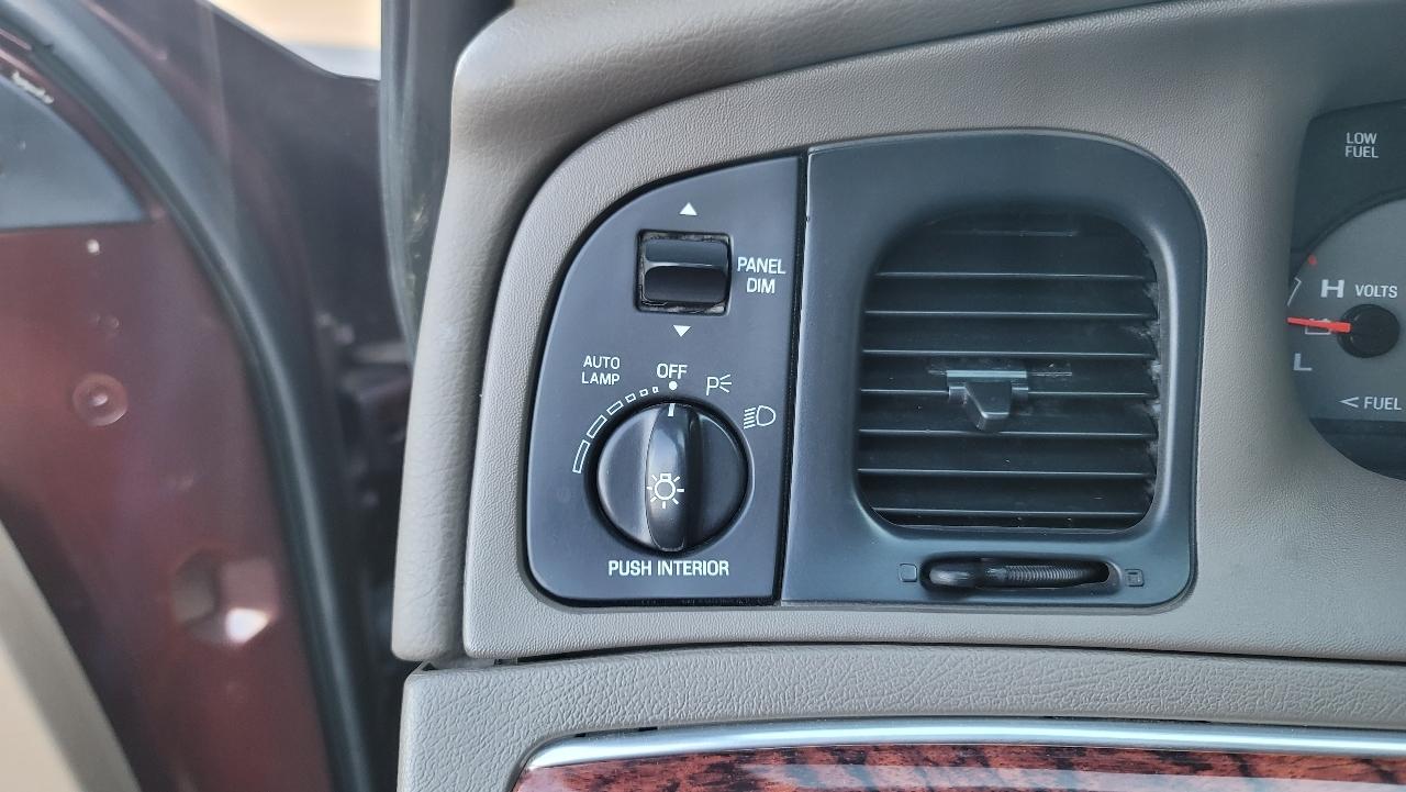 Mercury Grand Marquis 4dr Sdn LS 2001
