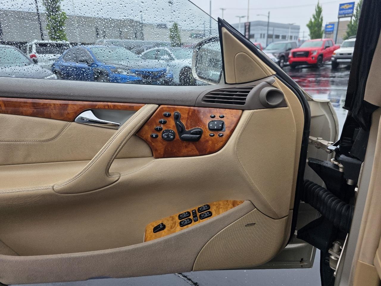 Mercedes-Benz CL-Class 2dr Cpe 5.0L 2002