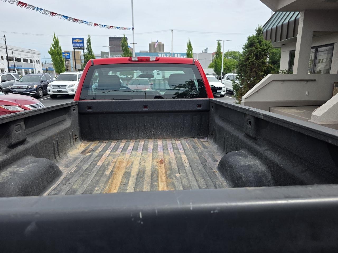 Chevrolet Silverado 2500HD 4WD Reg Cab 133.7" Work Truck 2014