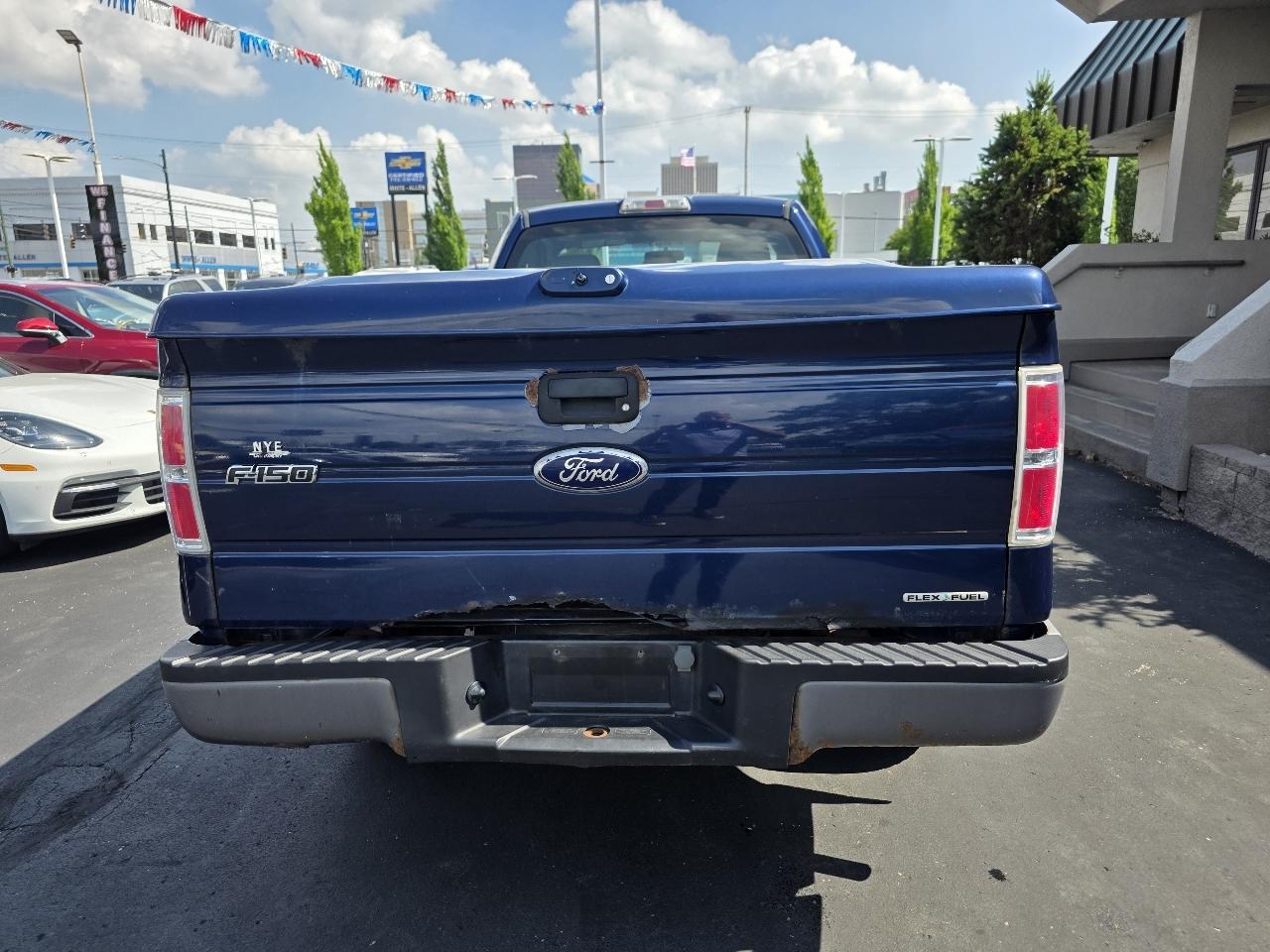 Ford F-150 2WD Reg Cab 126" XL 2012
