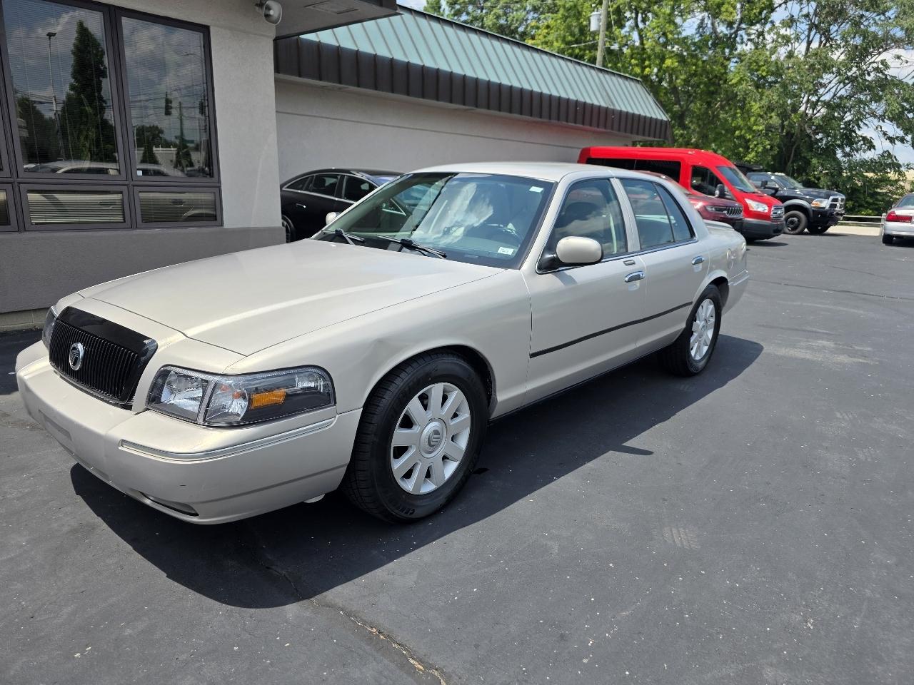 Mercury Grand Marquis 4dr Sdn LS 2011