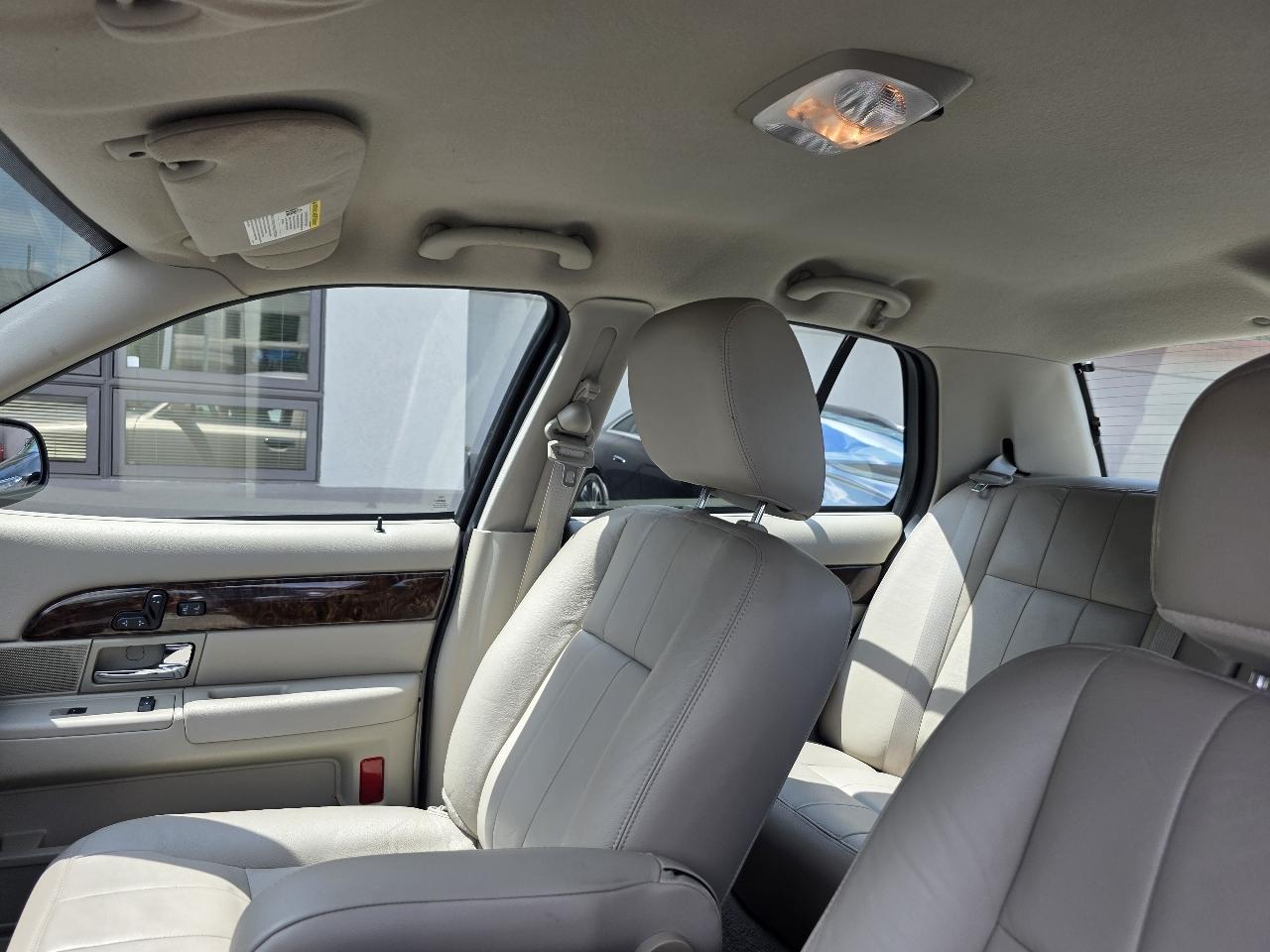 Mercury Grand Marquis 4dr Sdn LS 2011